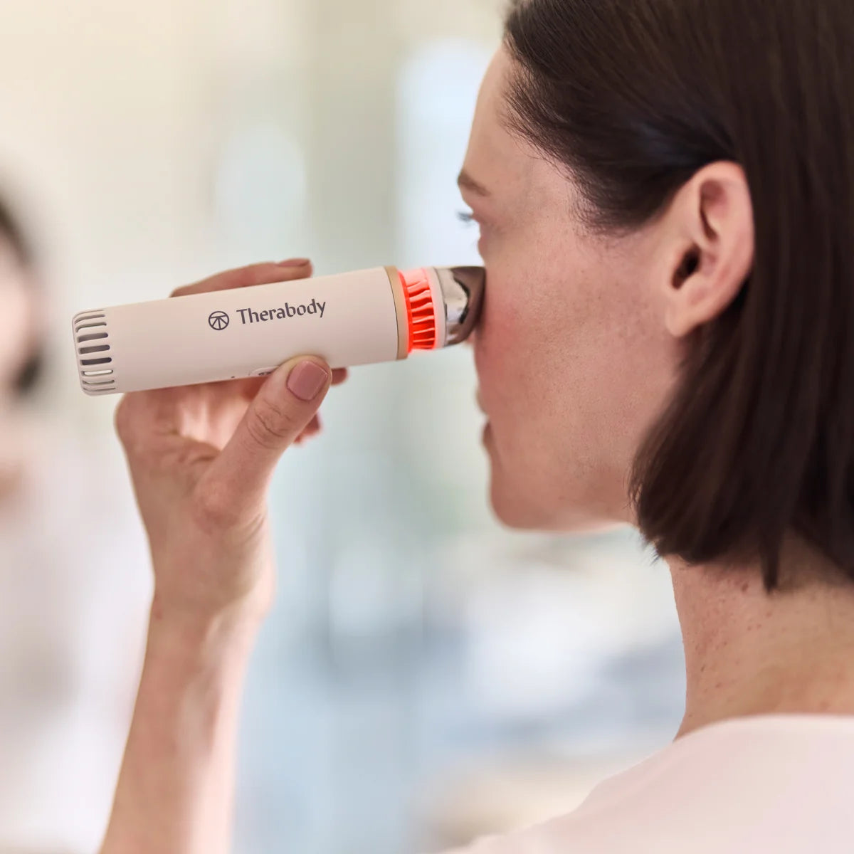 TheraFace Depuffing Wand - FDA Registered